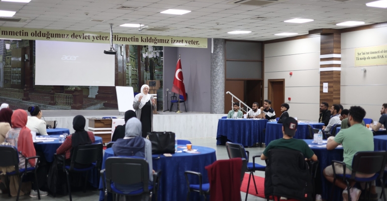 مؤسسة توكل كرمان ترعى برنامج "مِراس" للتأهيل القيادي لاتحاد الطلاب اليمنيين في إسكي شهير